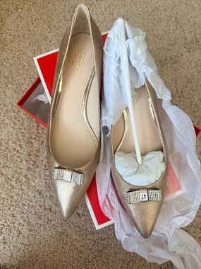 NEW Coach Metallic Gold Pointed Toe Heels with Crystal Bow Accent